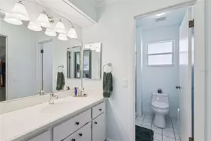 26041 Newcombe Cir, Leesburg, FL 34748 - Photo 22