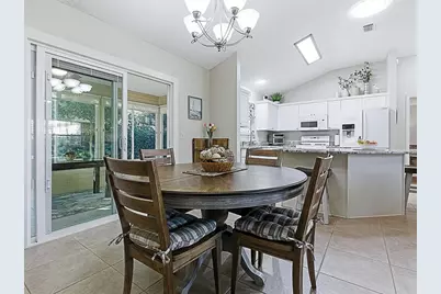 664 Evelynton Loop, The Villages, FL 32162 - Photo 4