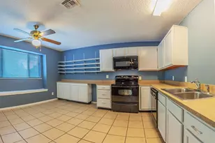 1504 Meadow St, Wildwood, FL 34785 - Photo 4