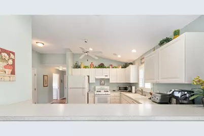 7882 SE 171st Victoria Lane, The Villages, FL 32162 - Photo 10