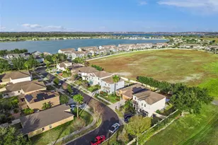 417 Rock Springs Cir, Groveland, FL 34736 - Photo 36