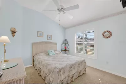 2725 Halsey Terrace, The Villages, FL 32162 - Photo 24