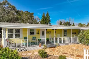 3574 Manatee Rd, Tavares, FL 32778 - Photo 4