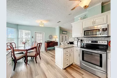 3574 Manatee Road, Tavares, FL 32778 - Photo 10