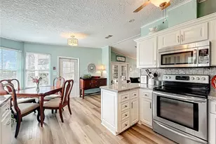 3574 Manatee Rd, Tavares, FL 32778 - Photo 10