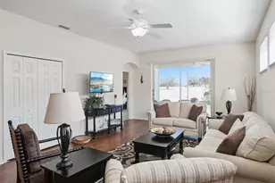 20716 Prince Ranier Pl, Leesburg, FL 34748 - Photo 4