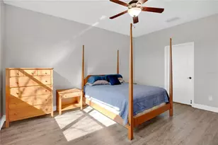 24008 Sardinia Dr, Sorrento, FL 32776 - Photo 12