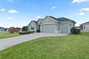 2576 Jupiter Way, The Villages, FL 32163 - Photo 4