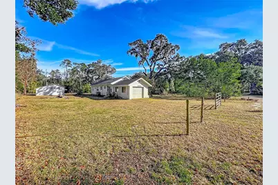 19037 Ravenswood Road, Altoona, FL 32702 - Photo 2