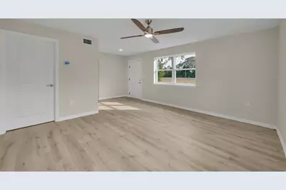 31201 Merry Rd, Tavares, FL 32778 - Photo 6