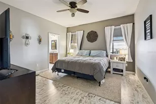 1127 Whitewater Bay Dr, Groveland, FL 34736 - Photo 22