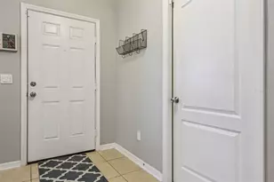 1127 Whitewater Bay Dr, Groveland, FL 34736 - Photo 6