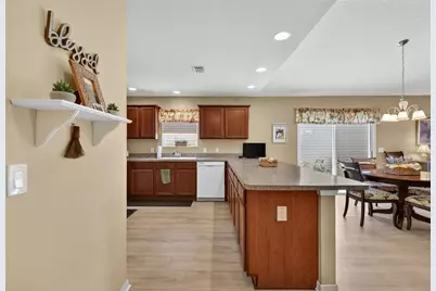 2448 Ravenwood Lane, The Villages, FL 32162 - Photo 4