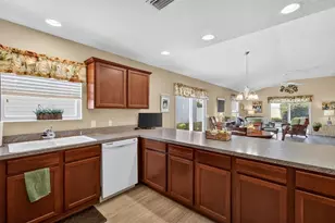 2448 Ravenwood Ln, The Villages, FL 32162 - Photo 8