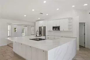 201 Glenridge Loop S, Lakeland, FL 33809 - Photo 10