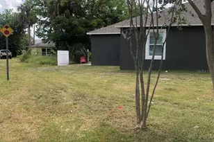 1013 W 11th St, Sanford, FL 32771 - Photo 8