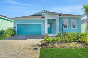995 Fiesta Key Cir, Lady Lake, FL 32159 - Photo 2