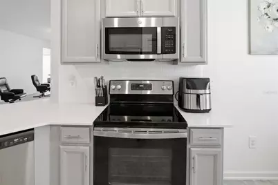 954 Laurel View Way, Groveland, FL 34736 - Photo 8