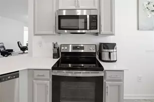 954 Laurel Vw Wy, Groveland, FL 34736 - Photo 8