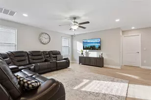 8816 Shady Pavillion Ct, Land O Lakes, FL 34637 - Photo 20