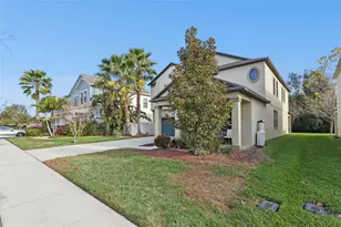 8816 Shady Pavillion Ct, Land O Lakes, FL 34637 - Photo 2