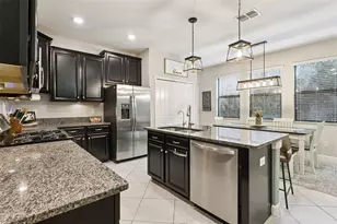 8816 Shady Pavillion Ct, Land O Lakes, FL 34637 - Photo 12