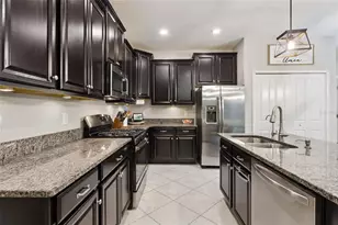 8816 Shady Pavillion Ct, Land O Lakes, FL 34637 - Photo 16