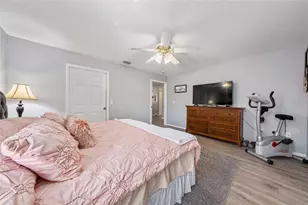 1969 Golden Palm Cir, Tavares, FL 32778 - Photo 28