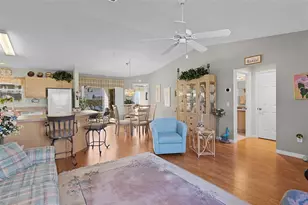 1319 Carvello Dr, The Villages, FL 32162 - Photo 10