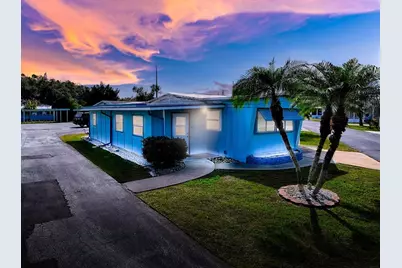 211 Rue De Paresse, Tavares, FL 32778 - Photo 1