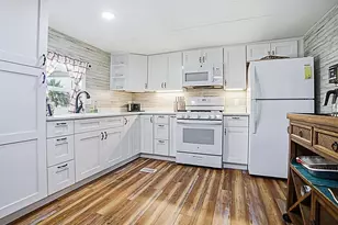 211 Rue De Paresse, Tavares, FL 32778 - Photo 4