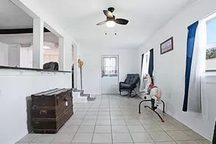 211 Rue De Paresse, Tavares, FL 32778 - Photo 10