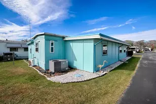 211 Rue De Paresse, Tavares, FL 32778 - Photo 24