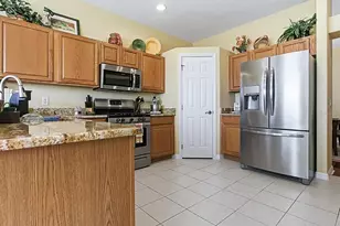 236 Bentwood Dr, Leesburg, FL 34748 - Photo 14