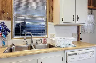 1311 Mohawk Cir, Tavares, FL 32778 - Photo 8