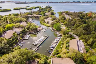 1511 Pelican Point Dr, Sarasota, FL 34231 - Photo 12
