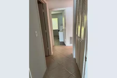 1511 Pelican Point Drive #280, Sarasota, FL 34231 - Photo 16