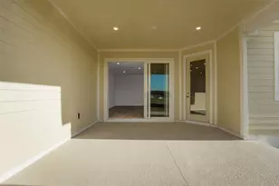 1006 Fiesta Key Cir, Lady Lake, FL 32159 - Photo 8