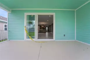 985 Fiesta Key Cir, Lady Lake, FL 32159 - Photo 36