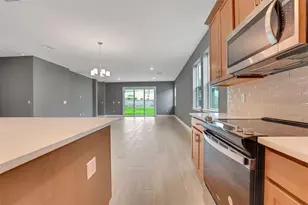 985 Fiesta Key Cir, Lady Lake, FL 32159 - Photo 12