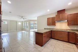 330 Alcove Dr, Groveland, FL 34736 - Photo 10