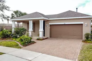 330 Alcove Dr, Groveland, FL 34736 - Photo 1