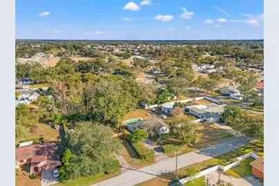 509 S Oakwood Avenue, Brandon, FL 33511 - Photo 30