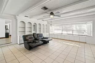 509 S Oakwood Ave, Brandon, FL 33511 - Photo 4