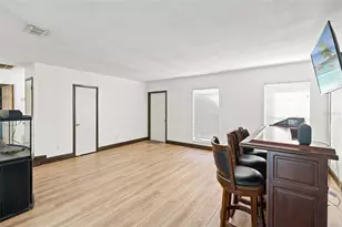 509 S Oakwood Ave, Brandon, FL 33511 - Photo 6