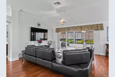 1085 Ridgeland Path, The Villages, FL 32162 - Photo 10