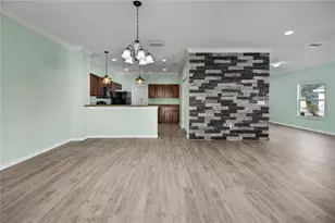 12392 NE 48th Loop, Oxford, FL 34484 - Photo 10