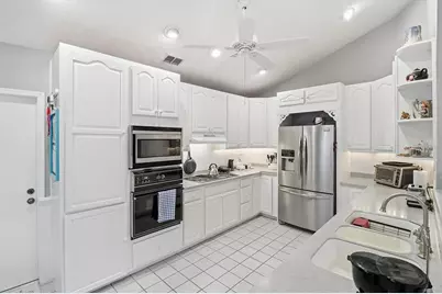 9533 Pelican Cove Court, Inverness, FL 34450 - Photo 10