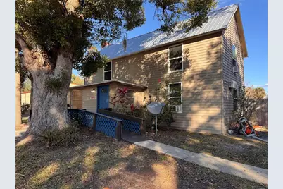 290 N Trowell Avenue, Umatilla, FL 32784 - Photo 1