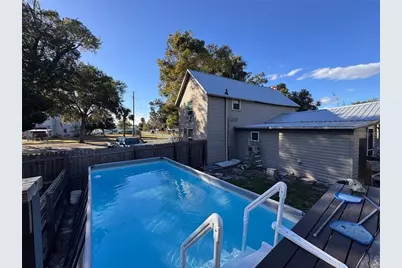 290 N Trowell Avenue, Umatilla, FL 32784 - Photo 22